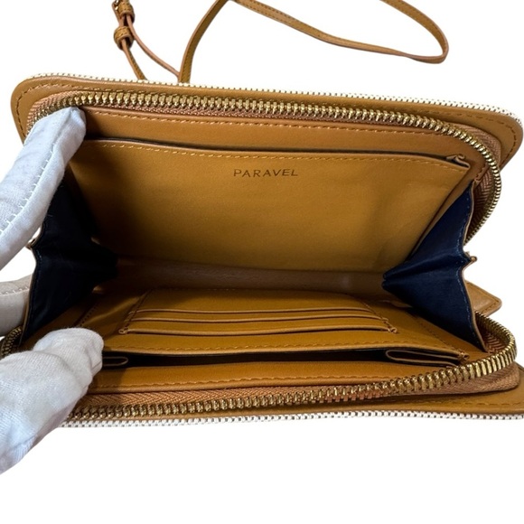 Paravel Luxury Travel Convertible Crossbody Clutch Wallet Purse - EUC - Picture 6 of 10